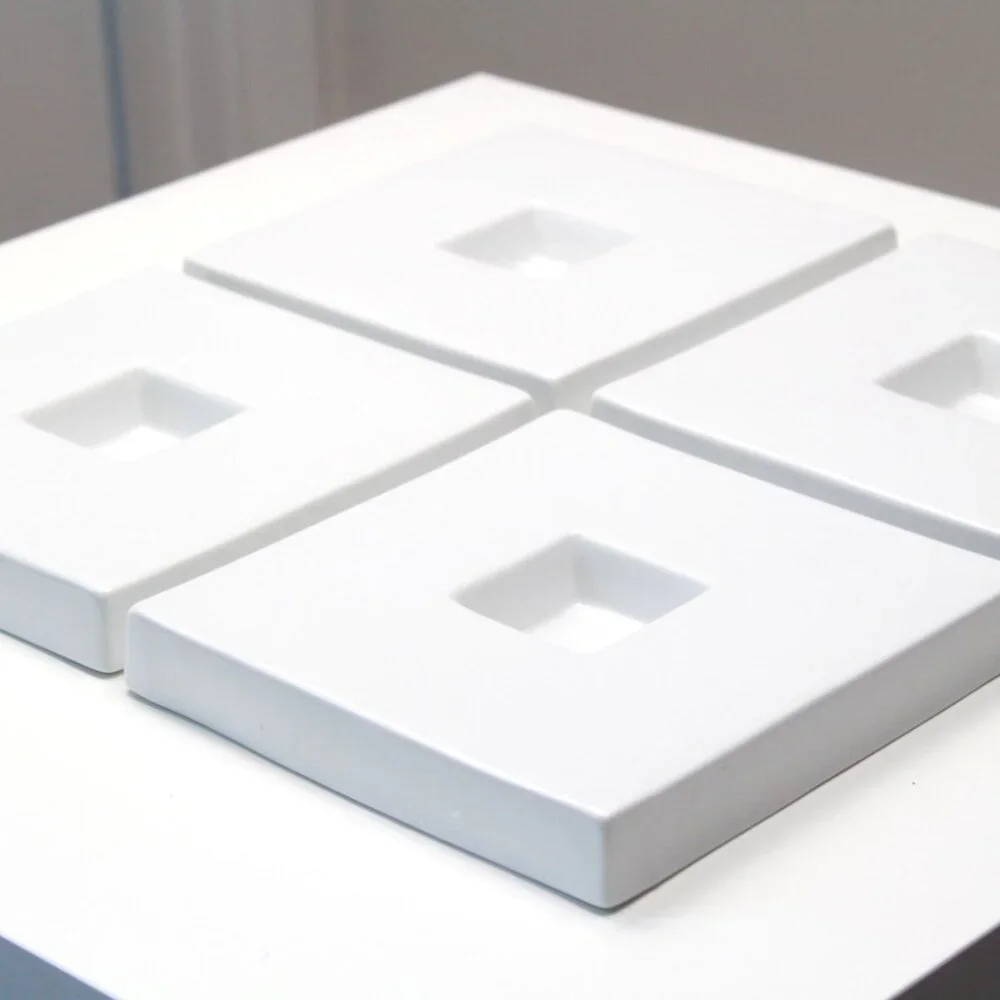 CB2 Crate & Barrel Sushi Appetizer Plates‎ Set of 4 VGUC